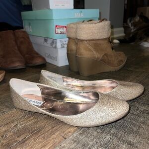 Steve Madden Shimmering Gold Flats